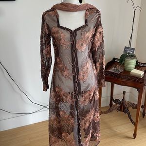 4 piece kurta set with slip, scarf and churidar pants size m